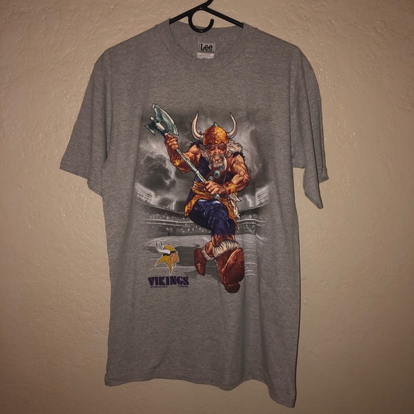 Vintage Other - Lee Sports Vikings Tee